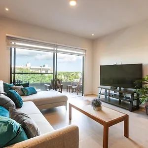  Сasa de vacaciones Modern Wifi 200mb, 2 Gyms, 6pools, Balcony México