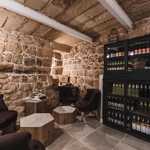 Talbot & Bons Bed & Breakfast Gudja