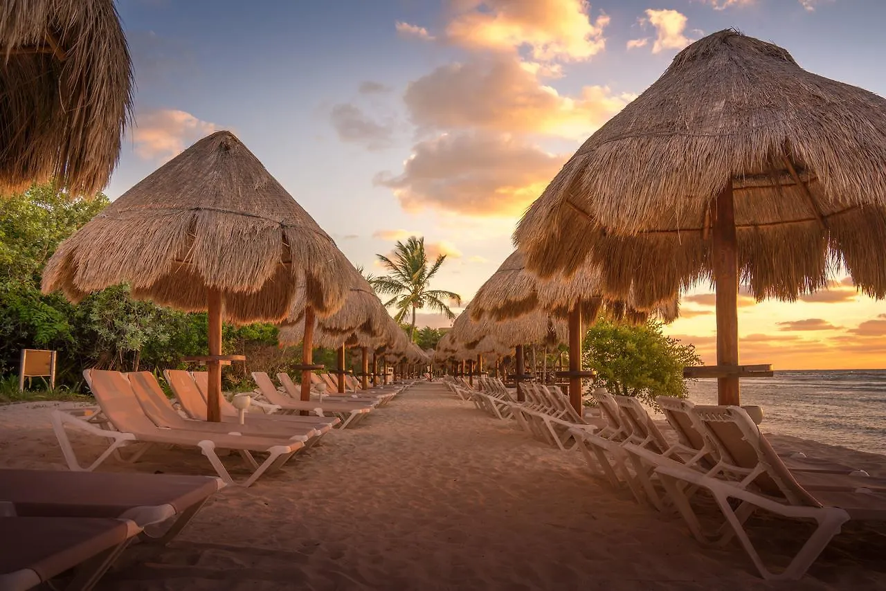 ***** Resort Platinum Yucatan Princess Adults Only Playa del Carmen Mexico